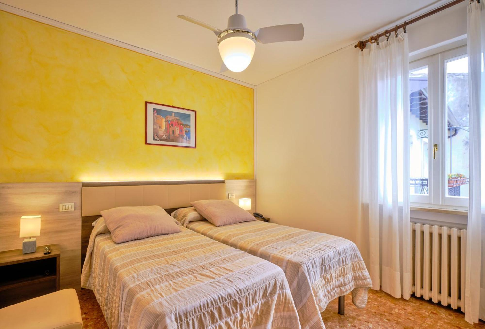 Piccolo Hotel Γκάρντα Εξωτερικό φωτογραφία